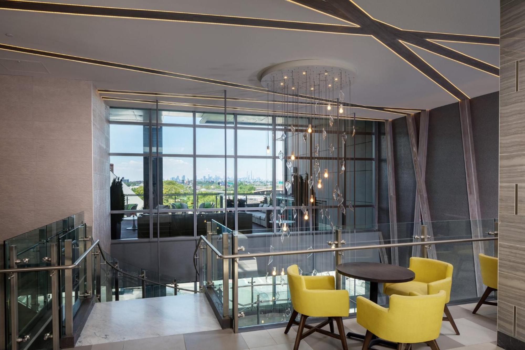 Hotel Indigo Flushing - Laguardia New York Exterior photo