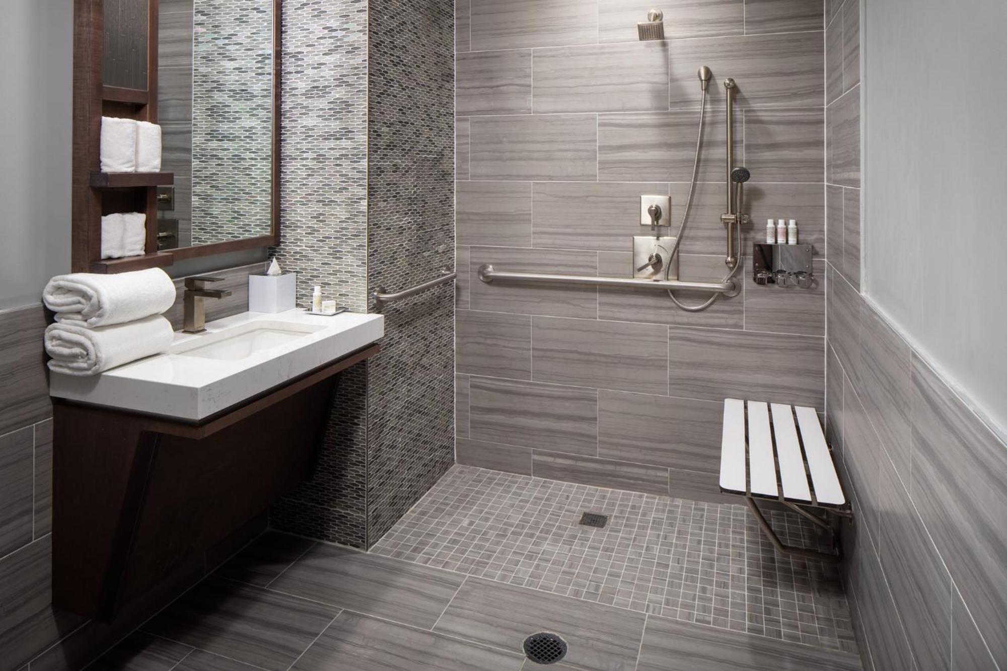 Hotel Indigo Flushing - Laguardia New York Exterior photo